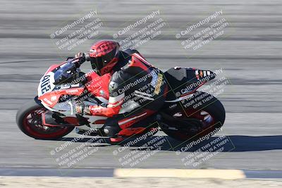 media/Jan-16-2026-CVMA Friday Practice (Fri) [[6f2bf47531]]/3-Racer 2/Session 2 Bowl Entry Pans/
